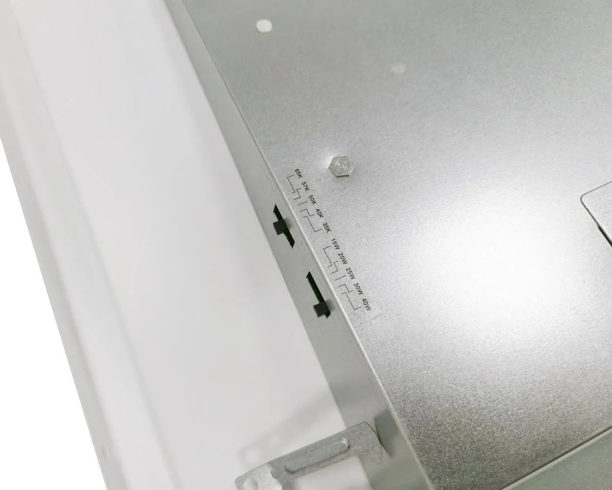 2×4 Troffer — Sensor + Emergency — Selectable 25–50W — 120–277V — Selectable CCT