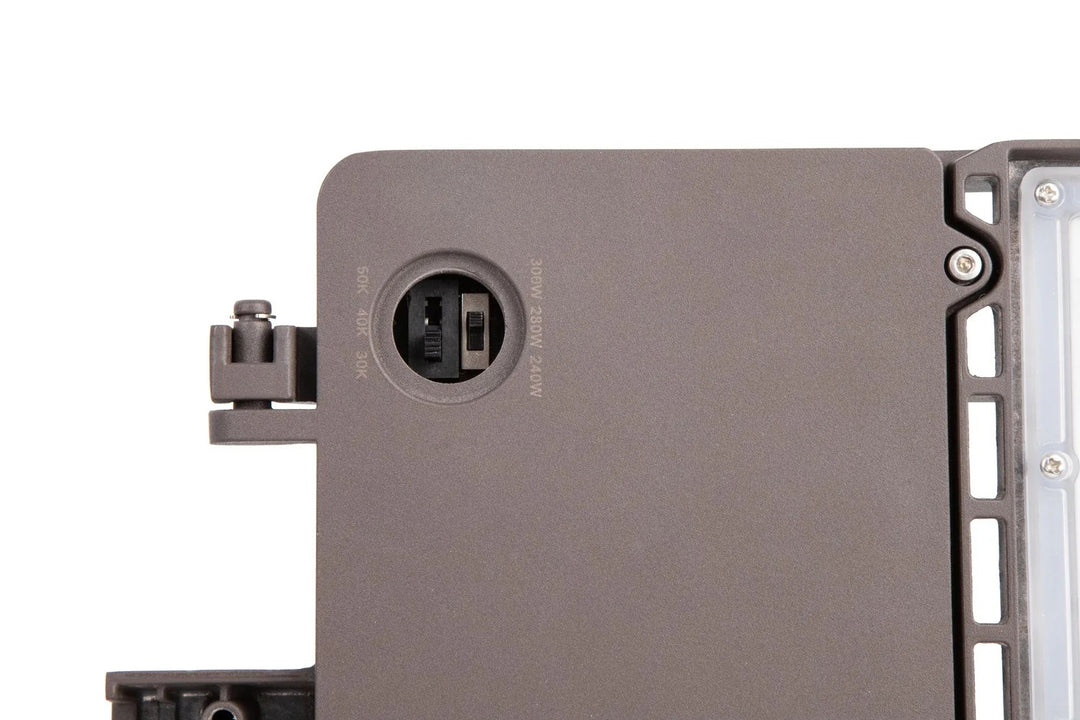 LED Area Light Trunnion Mount 200/240/300W 34000–51000 Lumens 3000K/4000K/5000K IP65 Rated 0–10V Dimming 277–480V