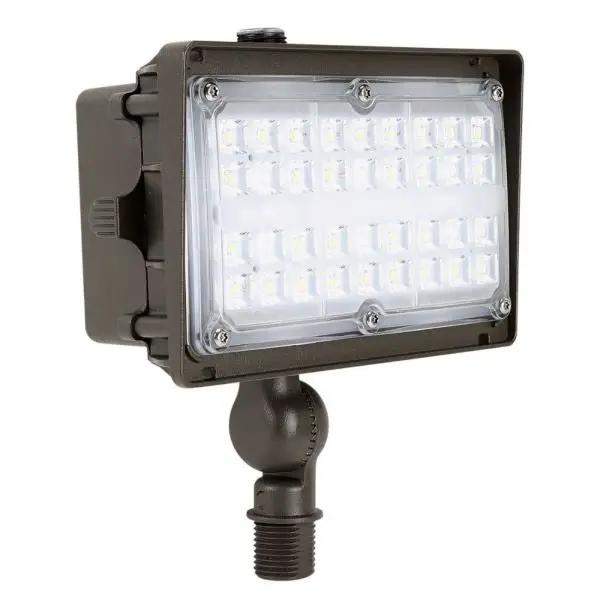 LED Flood Light 27W 3600 Lumens 120–277V IP65