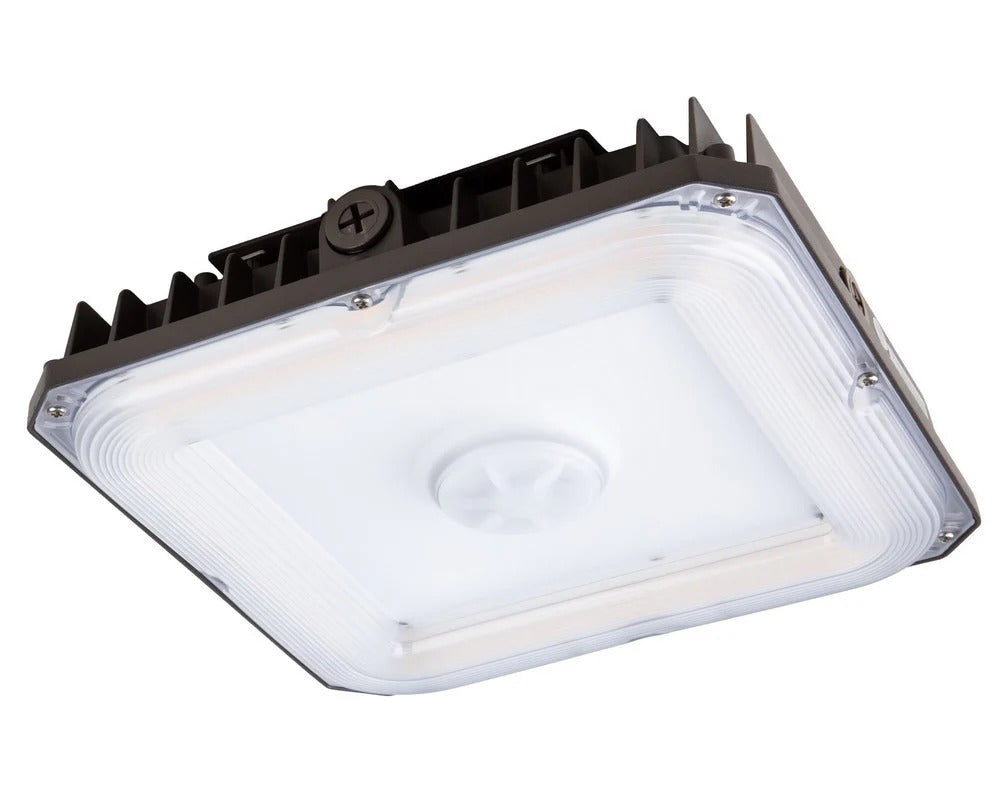 LED Canopy Light — Selectable 40–75W — 120–277V — Selectable CCT