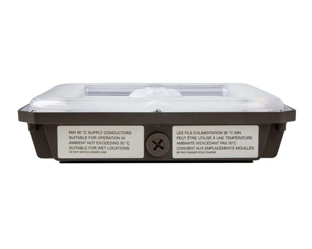 LED Canopy Light — Emergency Backup — Selectable 40–75W — 120–277V — Selectable CCT